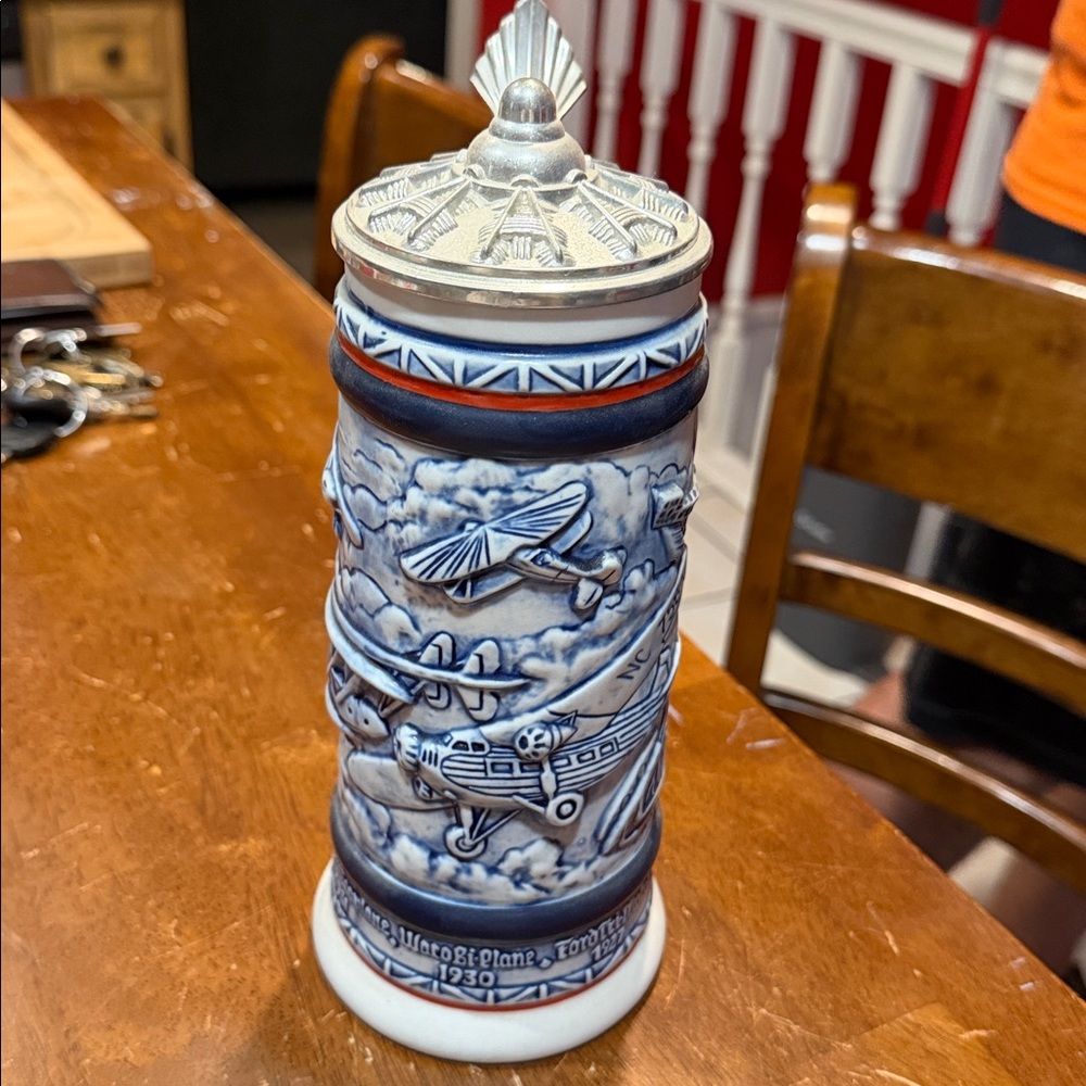 Avon Handcrafted Ceramic Base - Picture 2 of 4